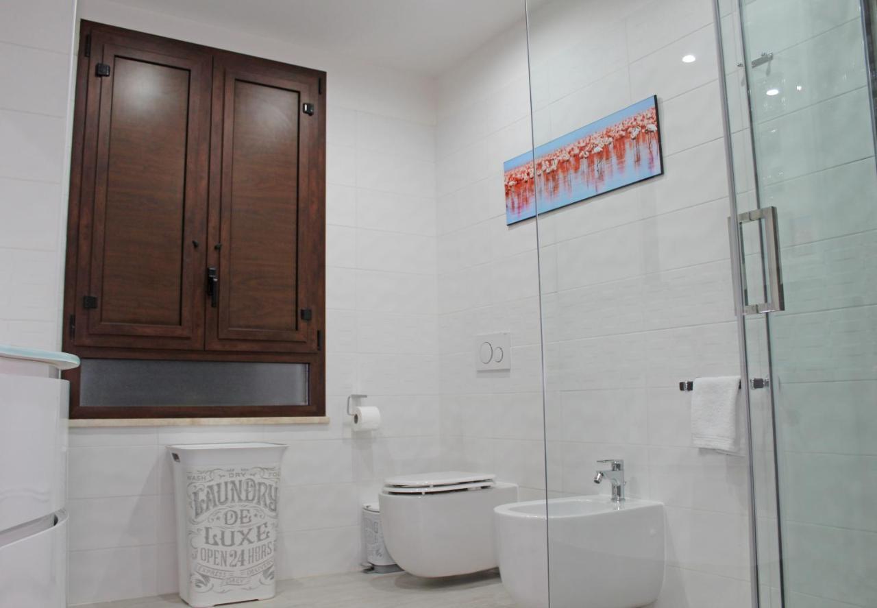 Flamingo Luxury Apartment Ajpsardinia Cagliari Bagian luar foto