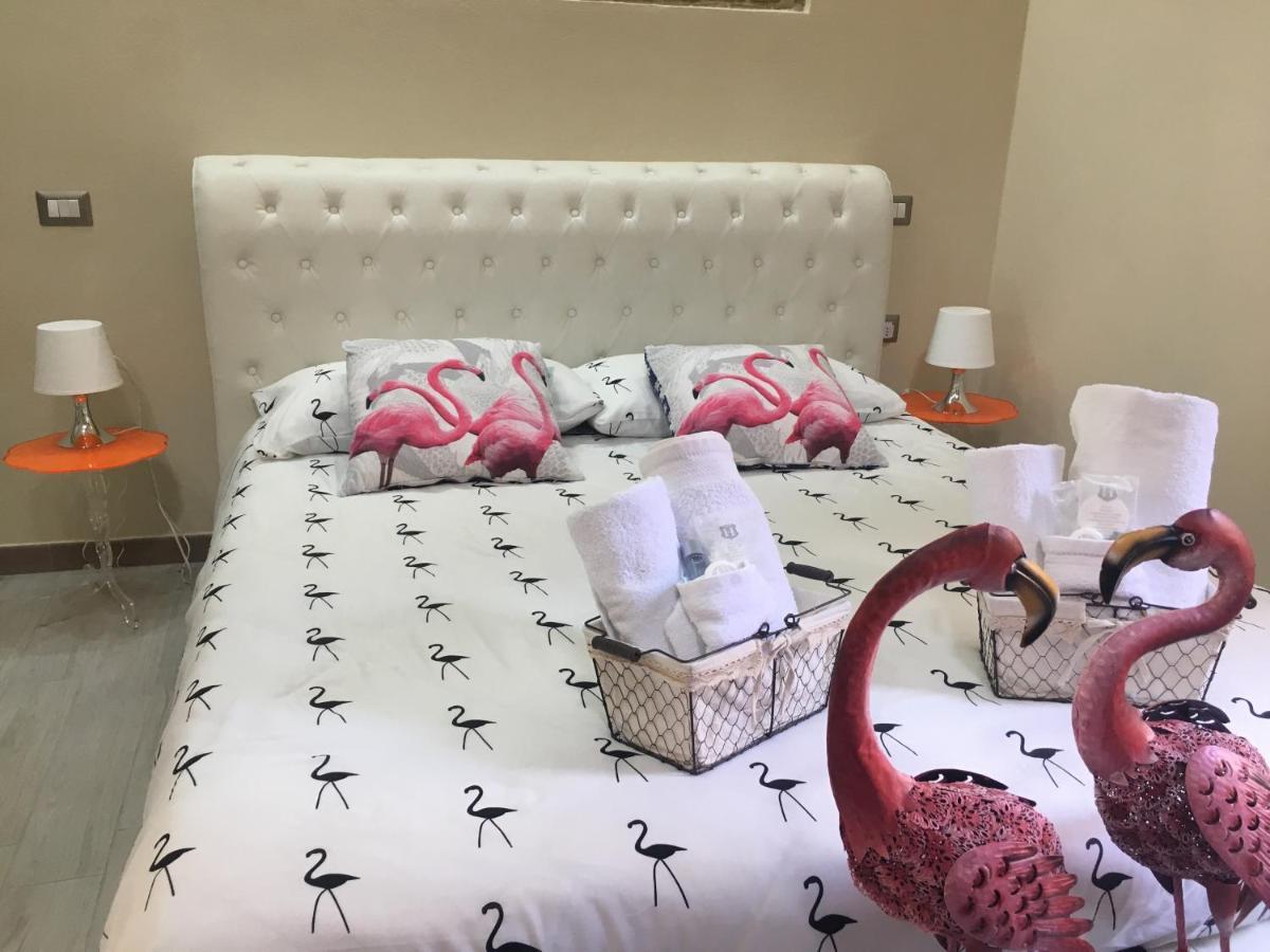 Flamingo Luxury Apartment Ajpsardinia Cagliari Bagian luar foto