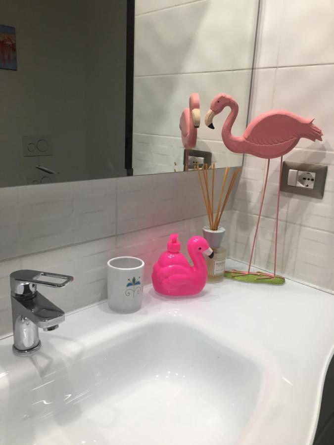 Flamingo Luxury Apartment Ajpsardinia Cagliari Bagian luar foto